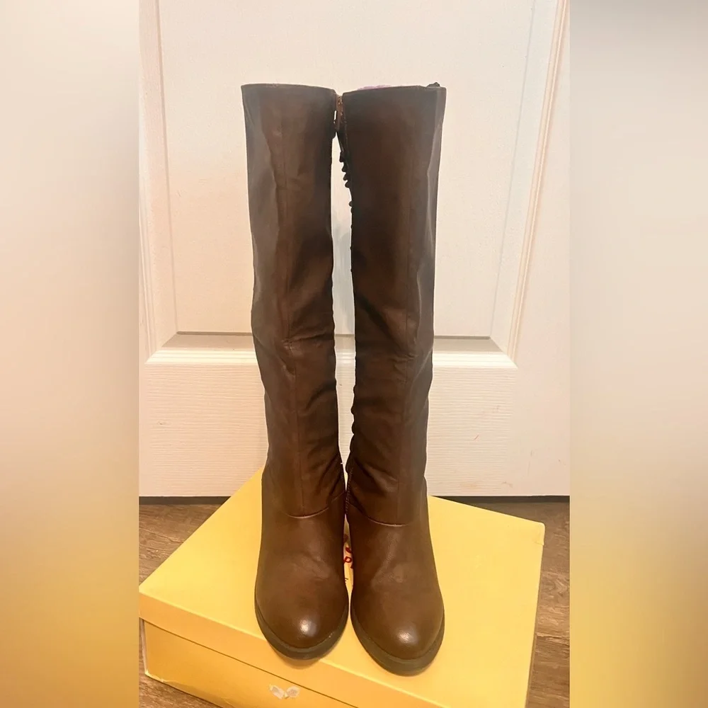 FINAL PRICE Y2K In Box Mossimo Supply Boots